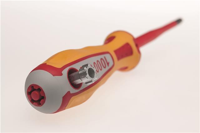Odvijač ravni 0,4×2,5 mm, 75/185 mm, 1000V VDE – ergonomska višekomponentna drška, anti-roll; Cr-Mo-V sečivo, black tip; ležište za bit, precizan vrh NWS