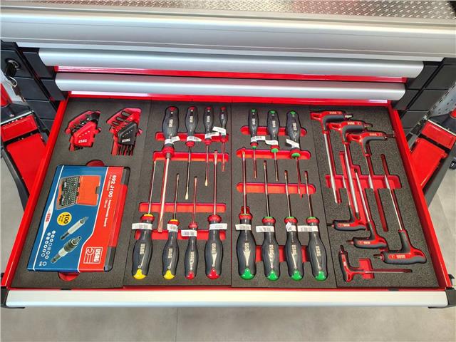 Kolica XL sa 4 pune fioke, alat u penastim modlima 309/1, ukupno 6 fioka, radna površina od aluminijuma 519 RS6/4MM RACING USAG